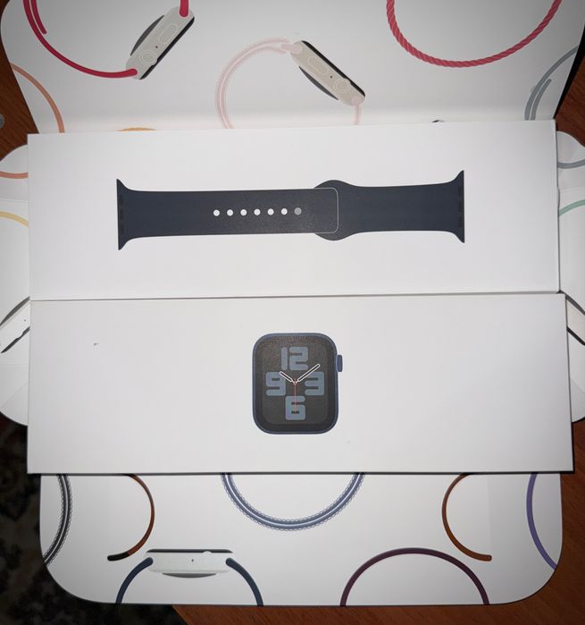 Apple Watch SE Gen 2 | 44 mm | Midnight LL/A - идеал, полный комплект