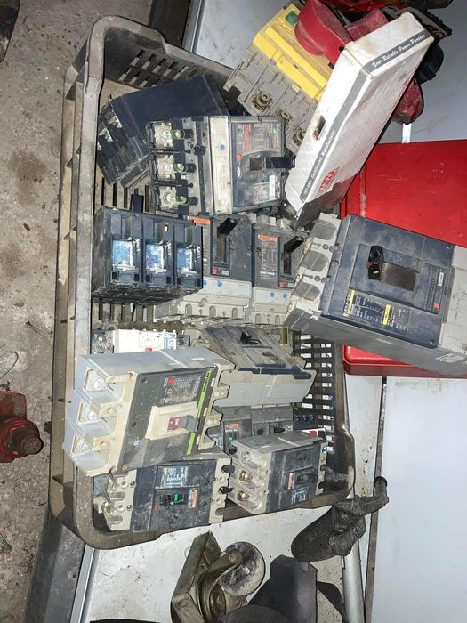 Контактори и прекъсвачи