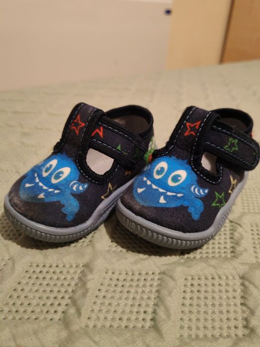 Бебешки пантофки Колев и Колев