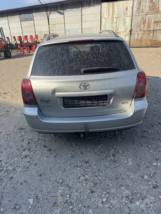 Toyota Avensis 2.2 D-Cat 177 кс на части