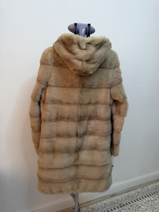 Продам Норковую шуба