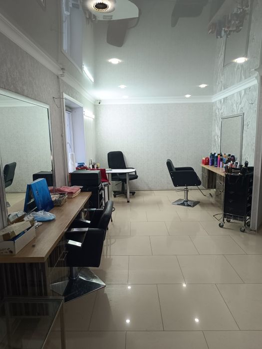 Продам или меняю парикмахерскую