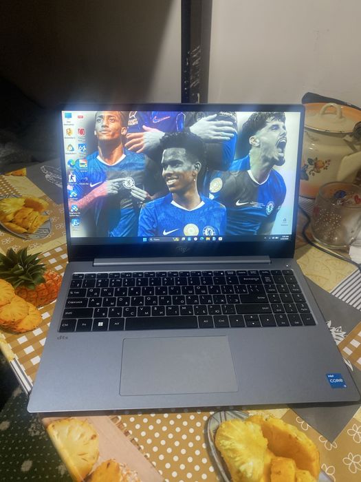 Noutbook itel amerekanskey