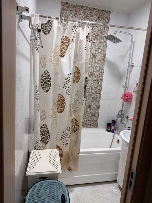 Срочно продаётся 2/4/4 Авиасозлар-4