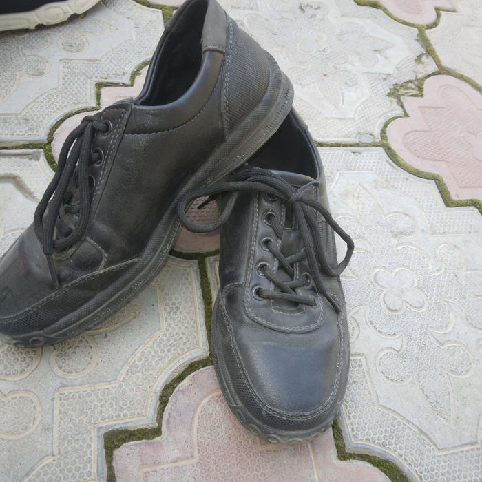 oʻgʻil bolalar oyoq kiyimlari