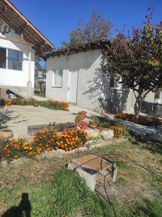 Продава се Къща в Варна, Владислав Варненчик - 60 кв.м за 1050 €/кв.м - Снимка #1