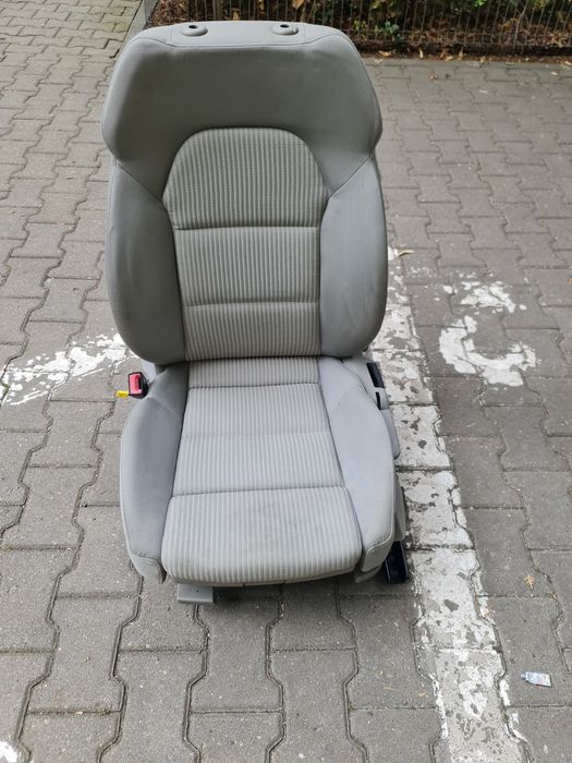 Scaun sofer  audi b6 stare perfecta adaptabil si pe logan