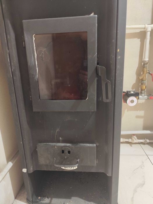 Termosemineu pe lemne