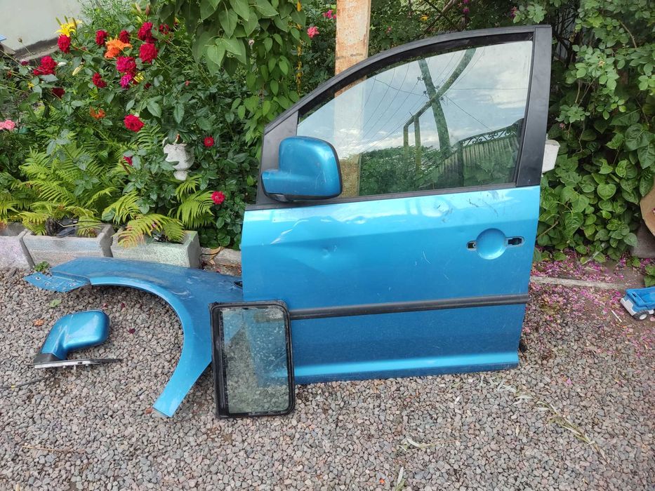 Кузовные детали Volkswagen Caddy, двери, крылья, фары