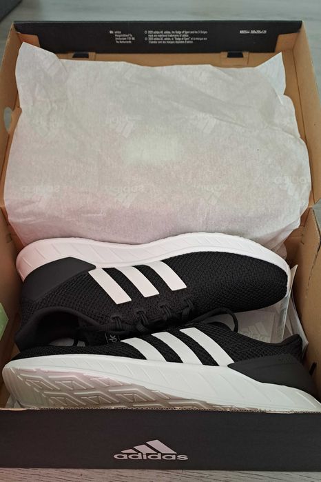 Маратонки Adidas,40н