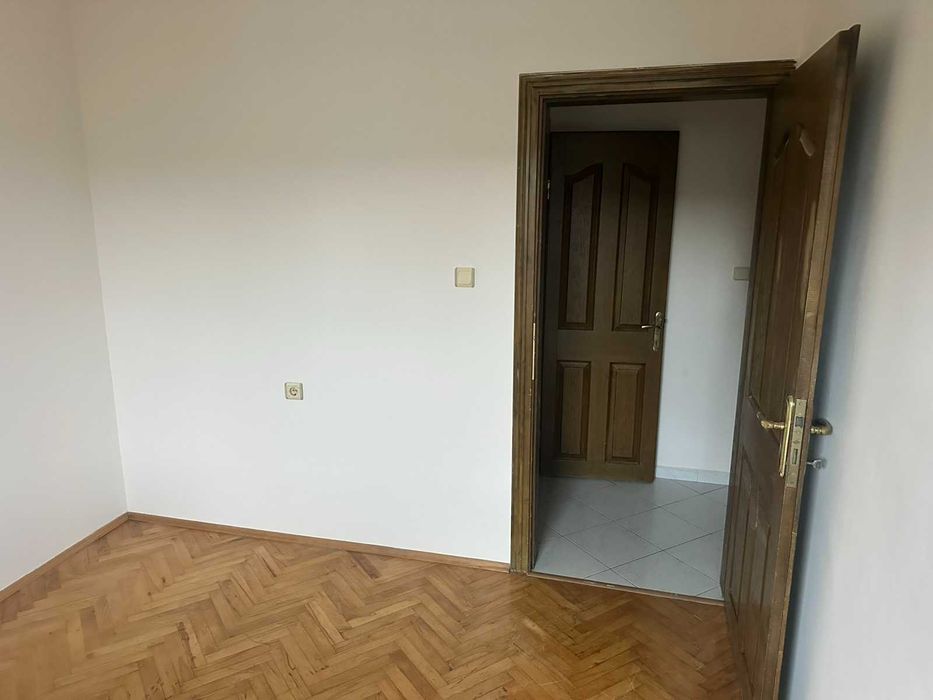 Продава се апартамент