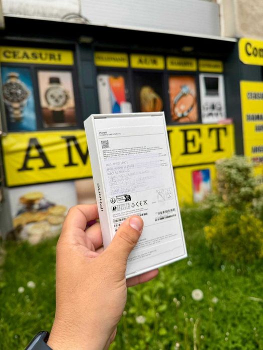 iPhone 17 / 256GB / Black - NOU