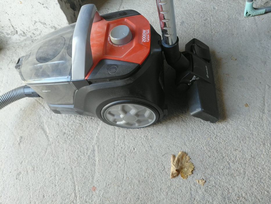 Пылесос сатам жасап тұр