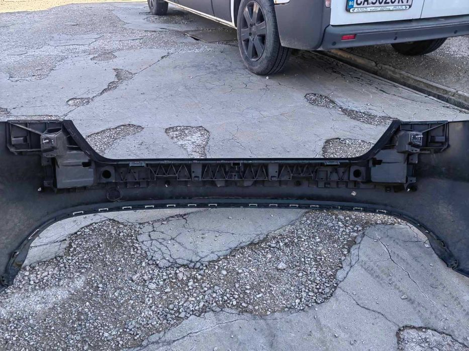 Продавам задна броня за А4 Б8 седан S-line