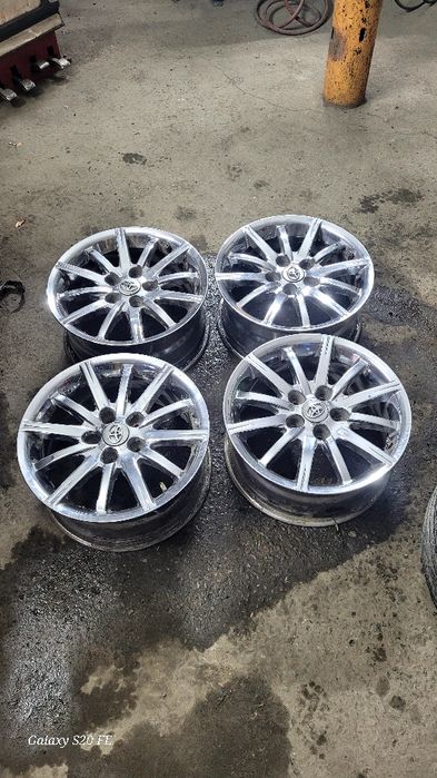 Диски от Тайота R16 Хром