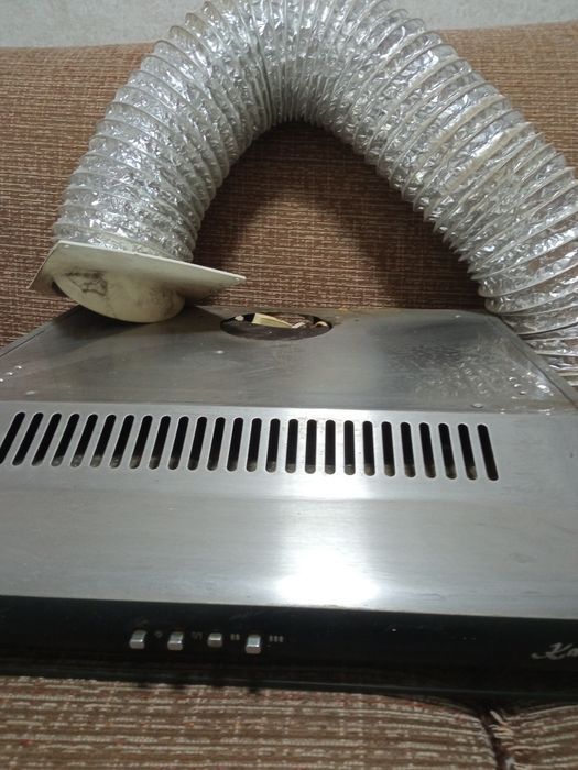 Кухонная вытяжка.