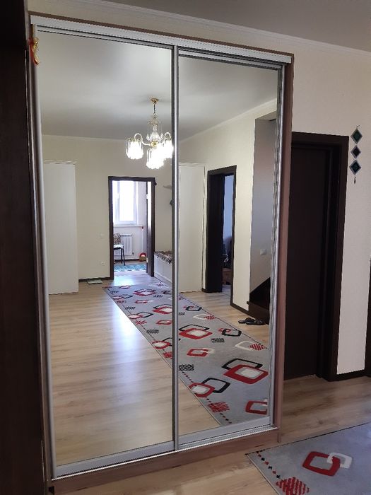 Шкаф-купе с зеркалами