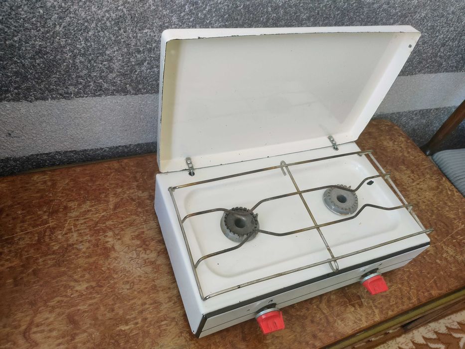 Газовая плита настольная, двухконфорочная