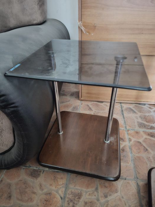 Продам журнальный столики 2 штк.