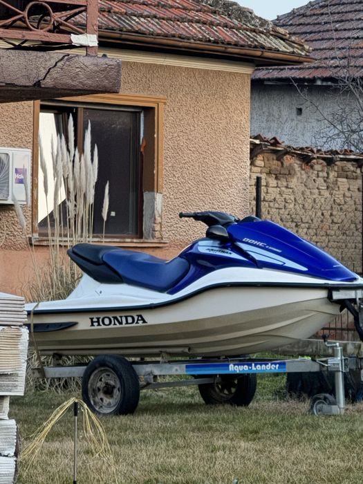 Джет Honda akwatrax