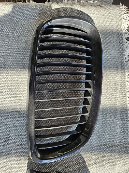 Grile negre BMW E92