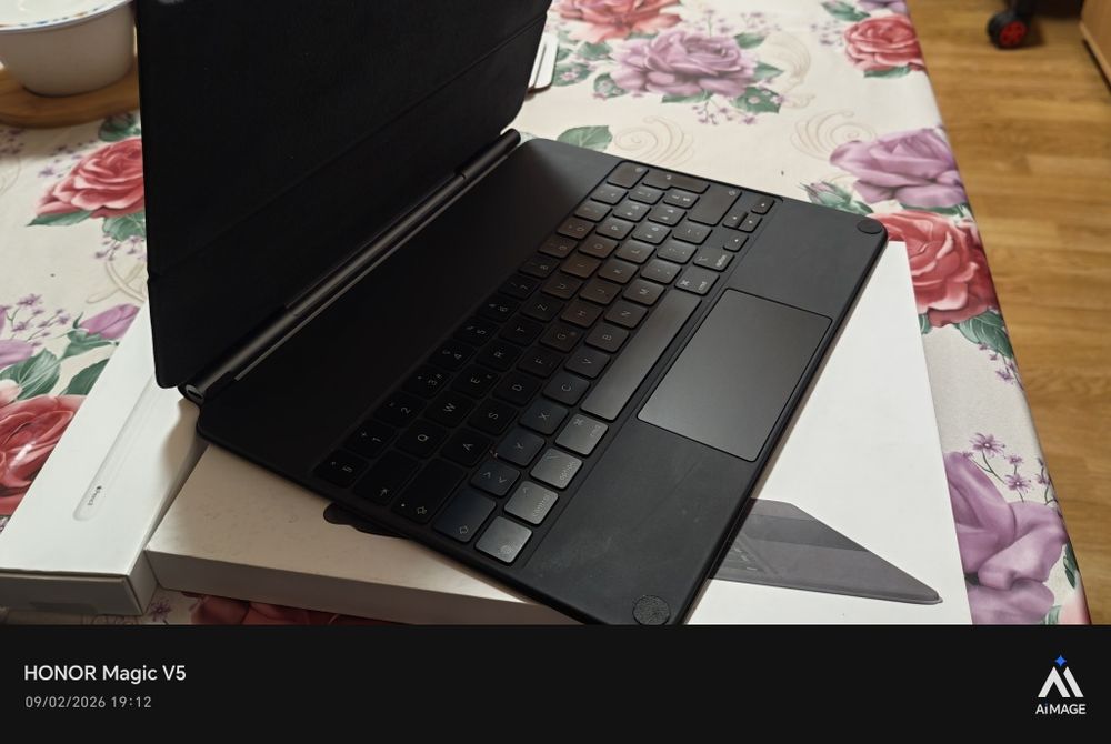 Apple Magic Keyboard iPad 12.9 Pro Black Original / Stare perfecta