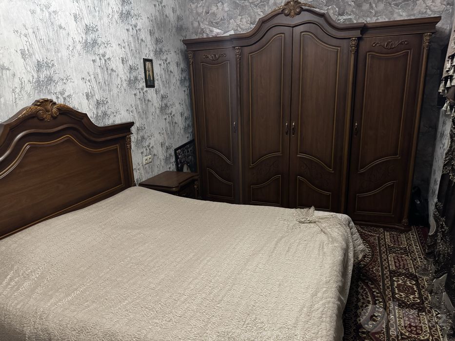 Жомбой центрда ховли сотилади