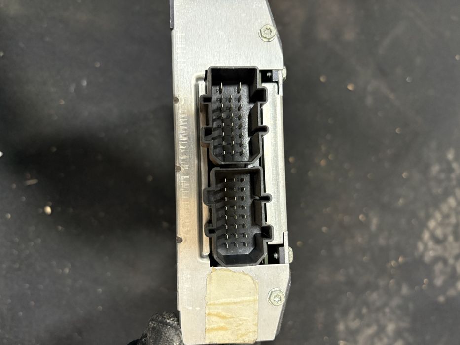 Vw Phaeton 2003 година Усилвател