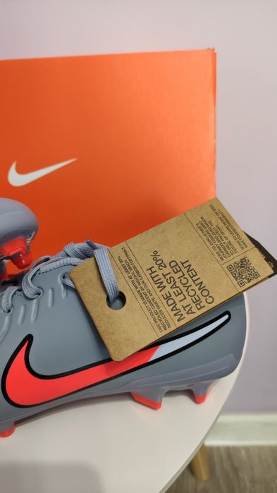 Нови оригинални Nike - Футболни обувки Tiempo Legend 10 Club  Номер 42