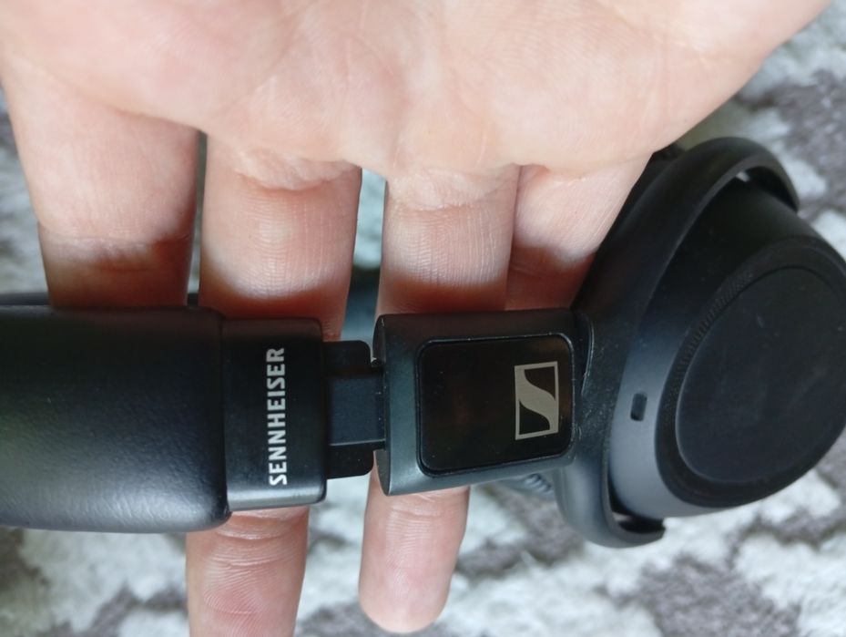 Vând căști Sennheiser PXC 550 II