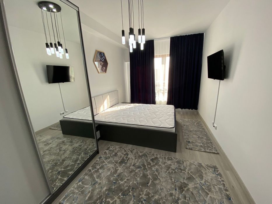Inchiriez apartament 2 camere in Cartierul Solar