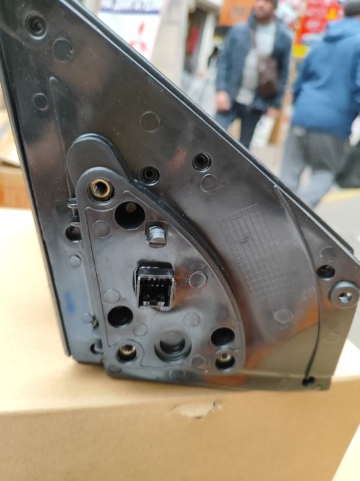 Кио Рио боковое зеркало