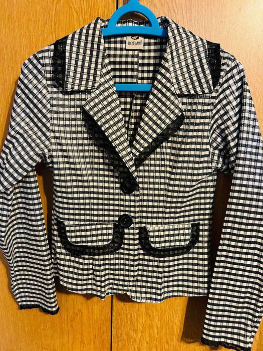 Елегантни дамски сака!