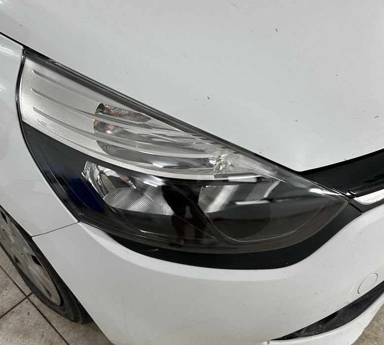 Montaj folie auto omologata RAR