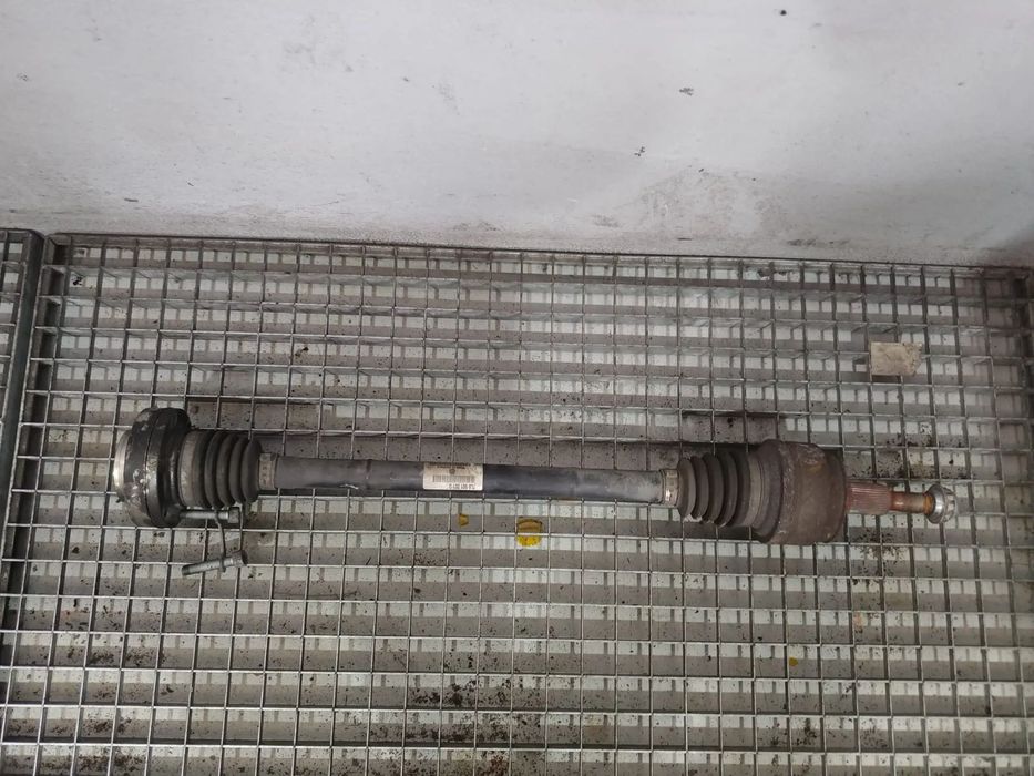 planetara stanga spate 2.5 tdi  vw touareg 7l  7l6501201d