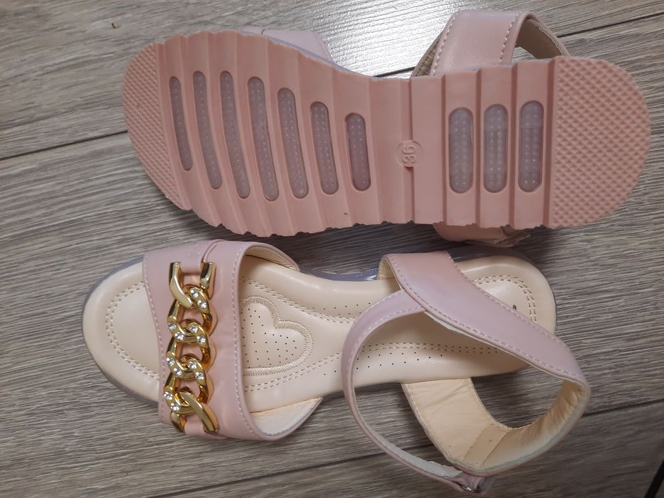 Босоножки,22 см по стельке