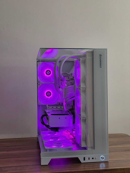 Нов | Ryzen 7 7800X3D | RТX 5070 | 32 GB RAM | NVMe | Геймърски