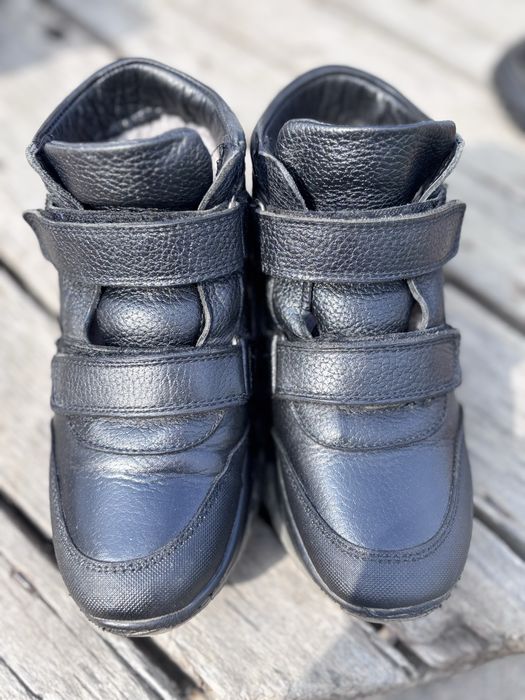 Продам обувь 2000тг