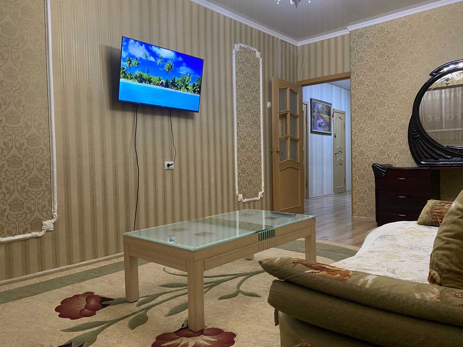 2 комн. квартира 28 мкр. WiFi , Smart TV
