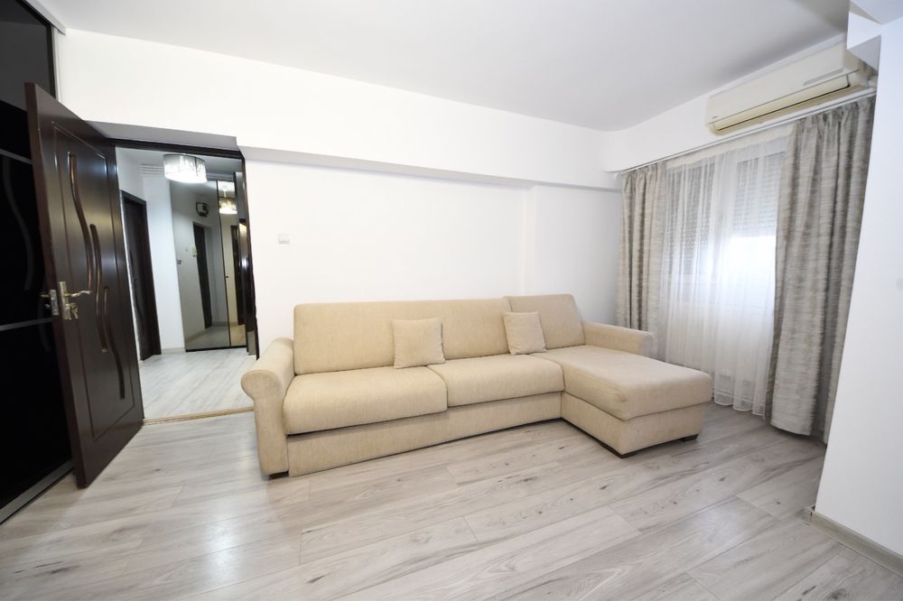 Se Vande Apartament la cheie !!!