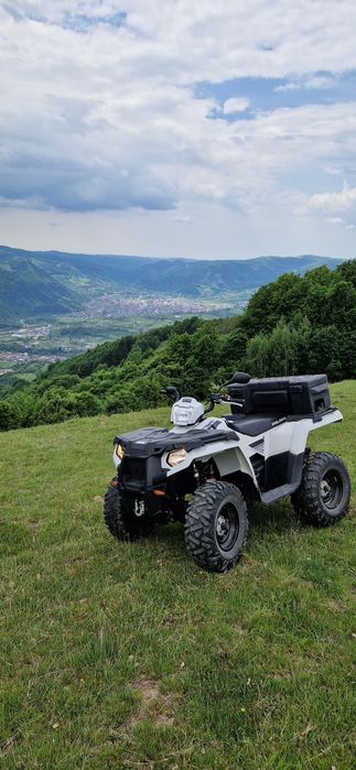 Atv polaris 570.