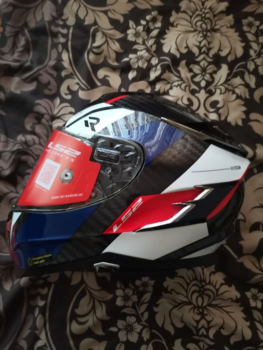 Каска за мотор LS2 Challenger C GT Carbon