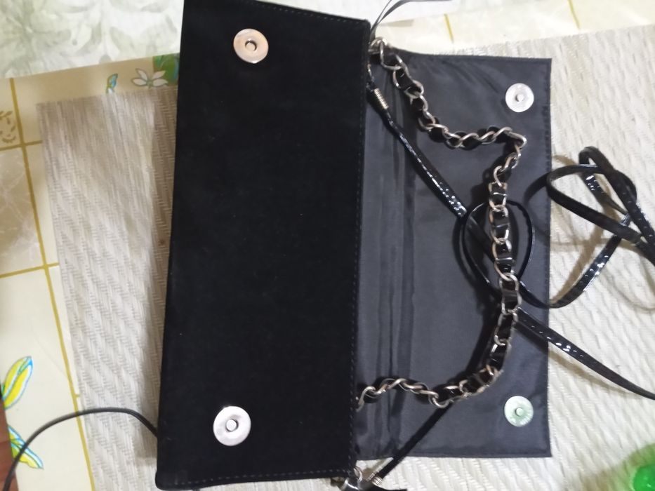 Продам сумочку клач