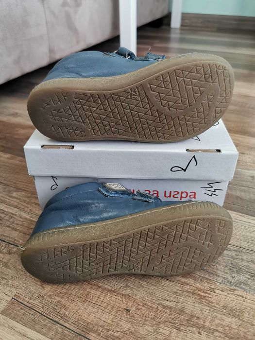 Детски обувки Колев и Колев