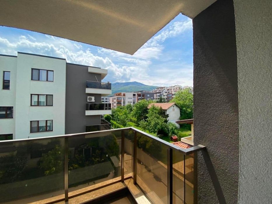 Дава се под наем Тристаен апартамент в София, Витоша - 87 кв.м за 999 € - Снимка #11