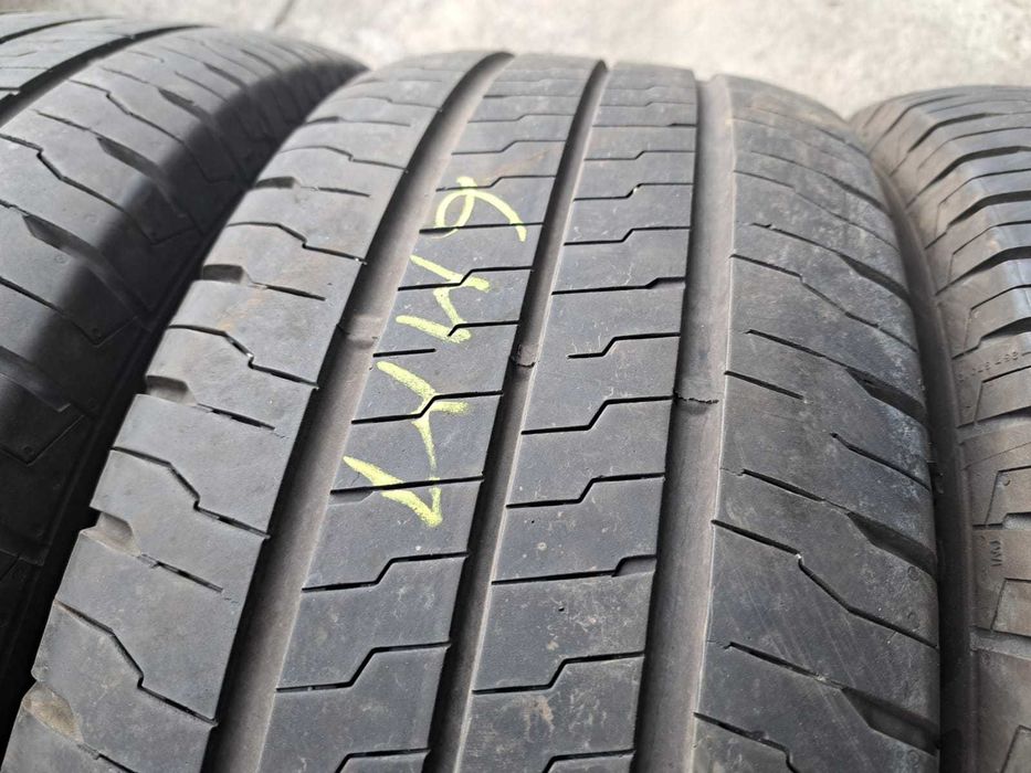 * 4 anvelope 235/60 R17C Continental