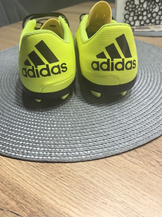 Бутонки Adidas, 38 номер Чисто нови!