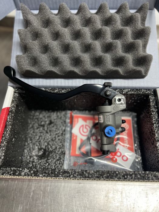 Pompă de frână radială forjată Brembo Racing PR 19x20