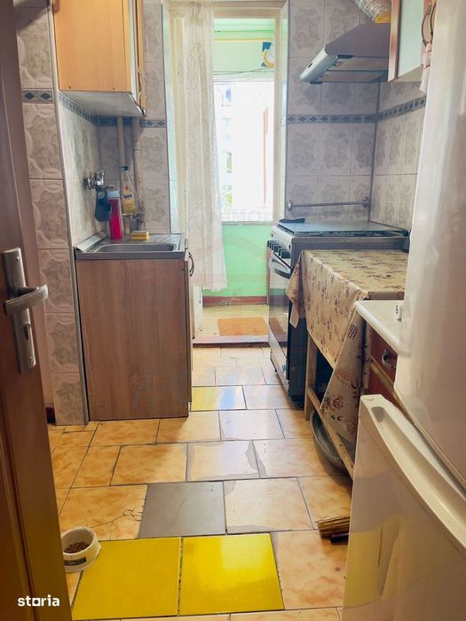 Apartament 2 camere, Faleza (P-uri) Etaj 3, Vedere la Dunăre, Galati — fotografia 3