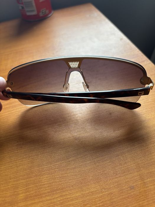 Слънчеви очила на Guess мъжки